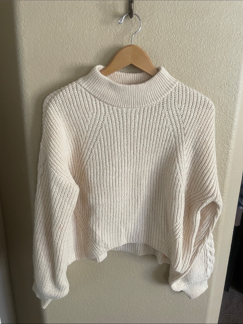 BP Women's Cream Mock Neck Chunky Knit Cropped Sweater Size M